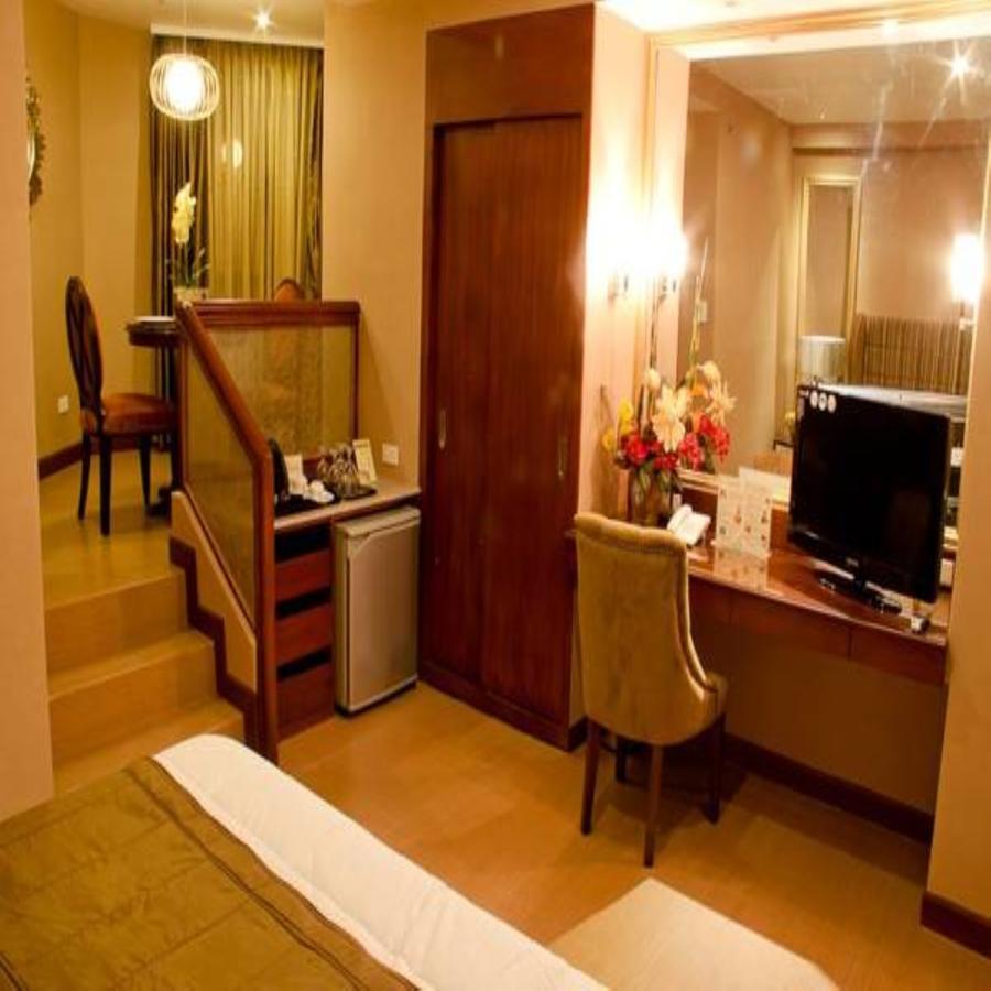 Royal Garden Hotel Ozamis Exterior photo